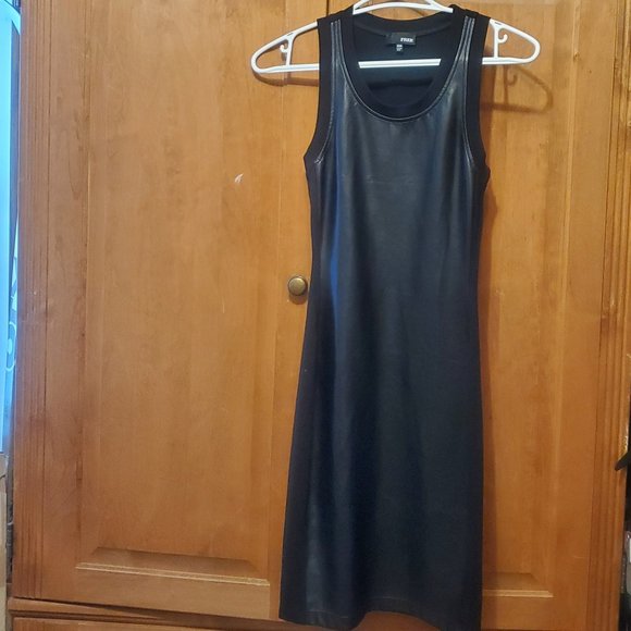 Aritzia Wilfred Free black dress - Picture 3 of 6